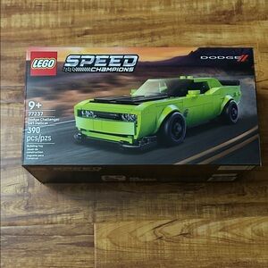 LEGO Speed Champions Dodge Challenger in Bright Green
